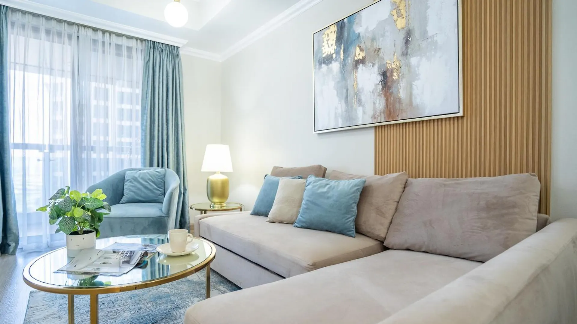 Luxurios One Bedroom High Floor Dubai Apartment