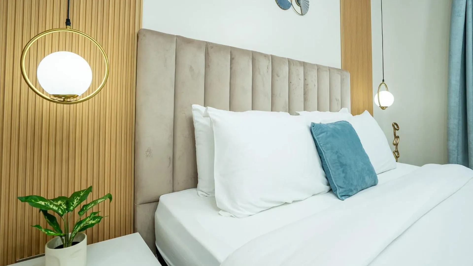 Luxurios One Bedroom High Floor Dubai