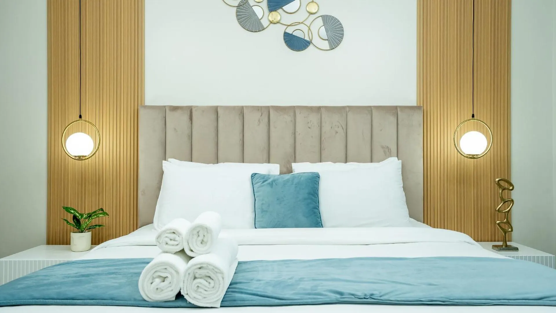 Luxurios One Bedroom High Floor Dubai Apartment